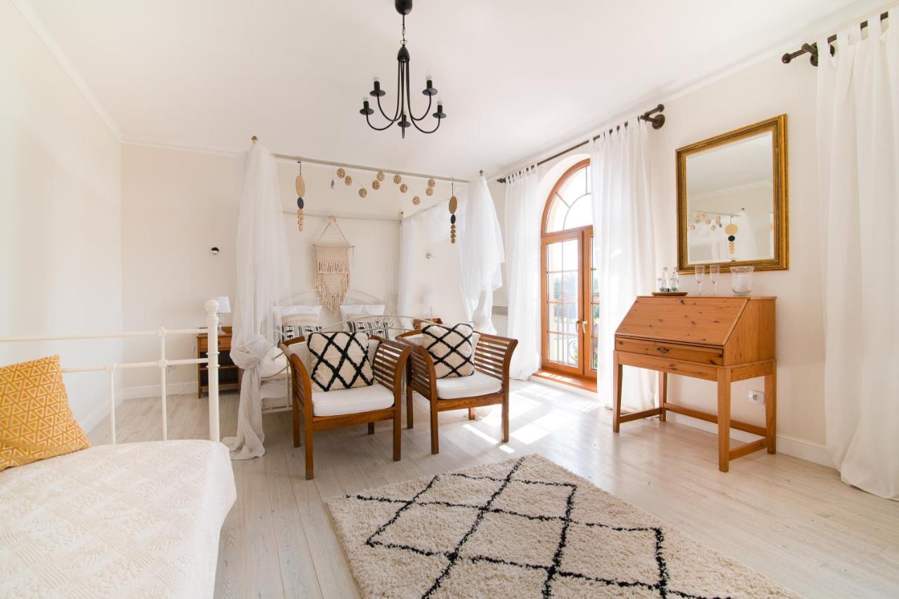 Hotel Lemoniada Lucmierz Екстериор снимка