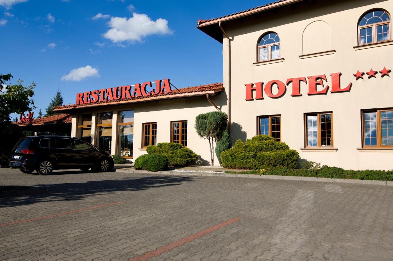 Hotel Lemoniada Lucmierz Екстериор снимка