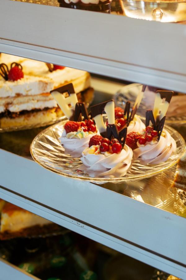 Hotel Lemoniada Lucmierz Екстериор снимка